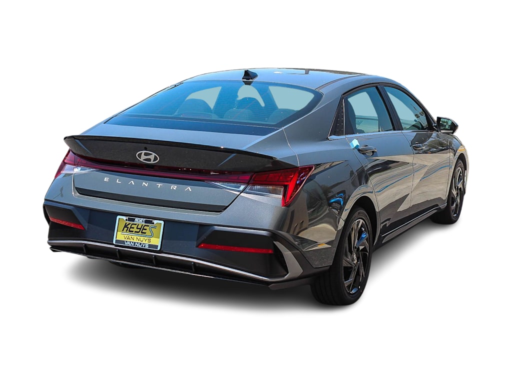 Thumbnail: 2026 Hyundai Elantra - 17