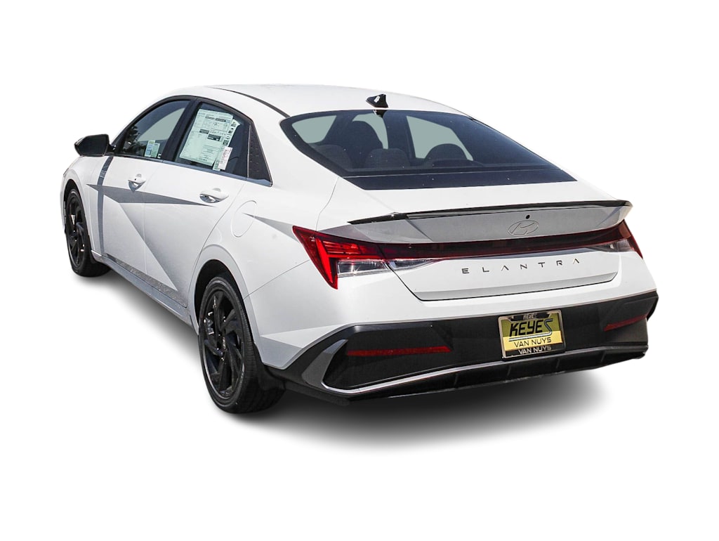 Thumbnail: 2026 Hyundai Elantra - 3
