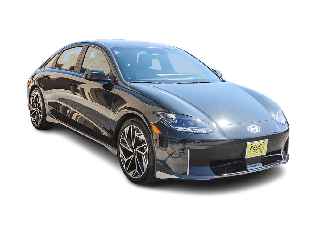 Thumbnail: 2023 Hyundai Ioniq 6 - 16