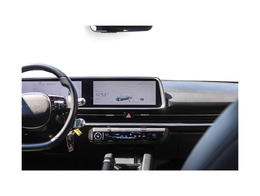 Thumbnail: 2023 Hyundai Ioniq 6 - 23