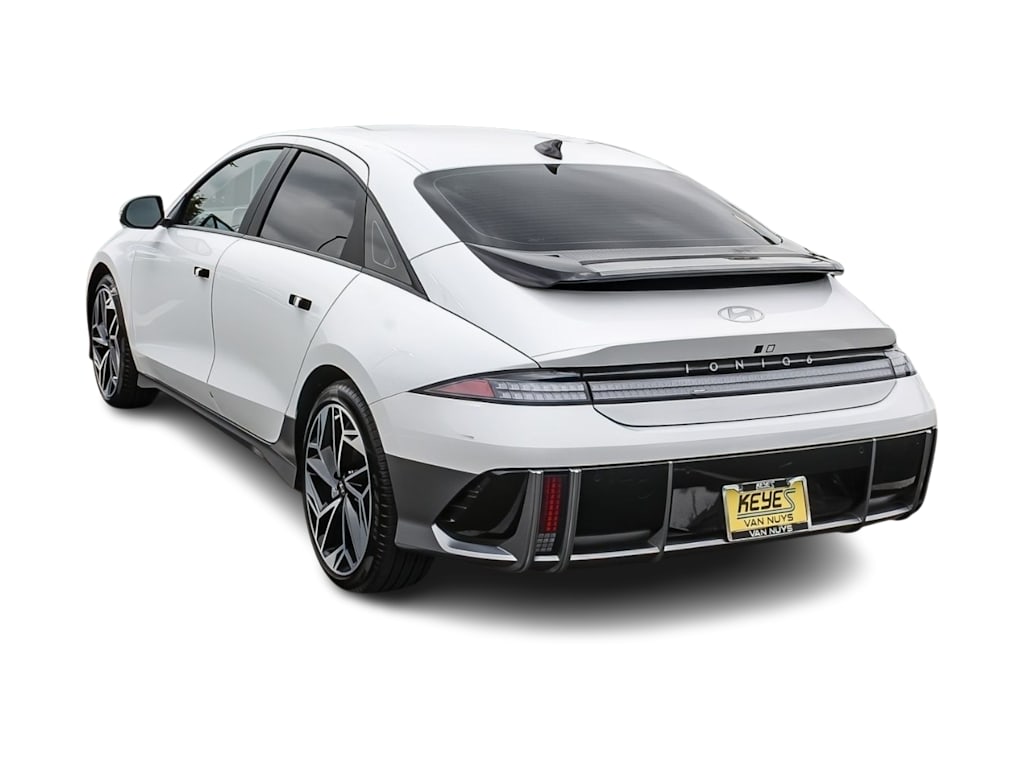 Thumbnail: 2024 Hyundai Ioniq 6 - 17