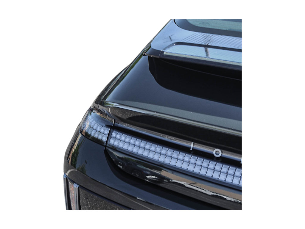 Thumbnail: 2023 Hyundai Ioniq 6 - 13