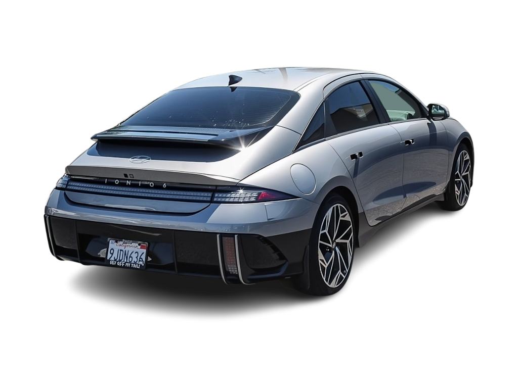 Thumbnail: 2023 Hyundai Ioniq 6 - 14
