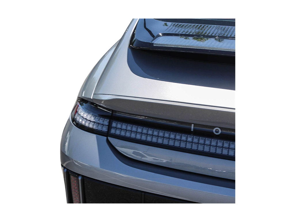 Thumbnail: 2023 Hyundai Ioniq 6 - 16