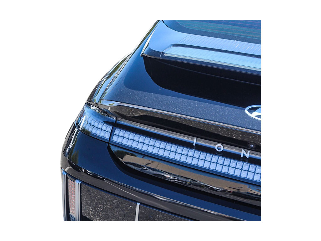Thumbnail: 2023 Hyundai Ioniq 6 - 15