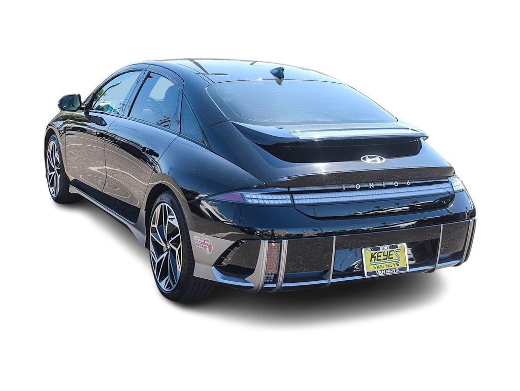 Thumbnail: 2024 Hyundai Ioniq 6 - 3