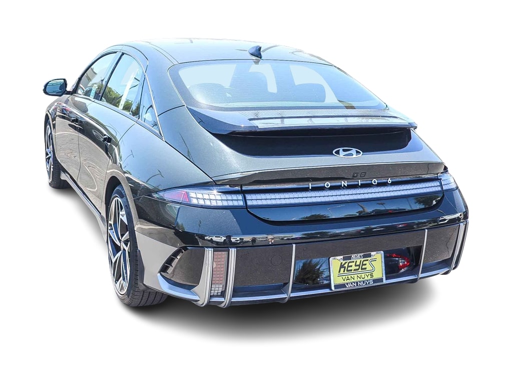 Thumbnail: 2023 Hyundai Ioniq 6 - 3