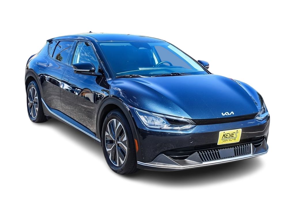 Thumbnail: 2023 Kia EV6 - 17