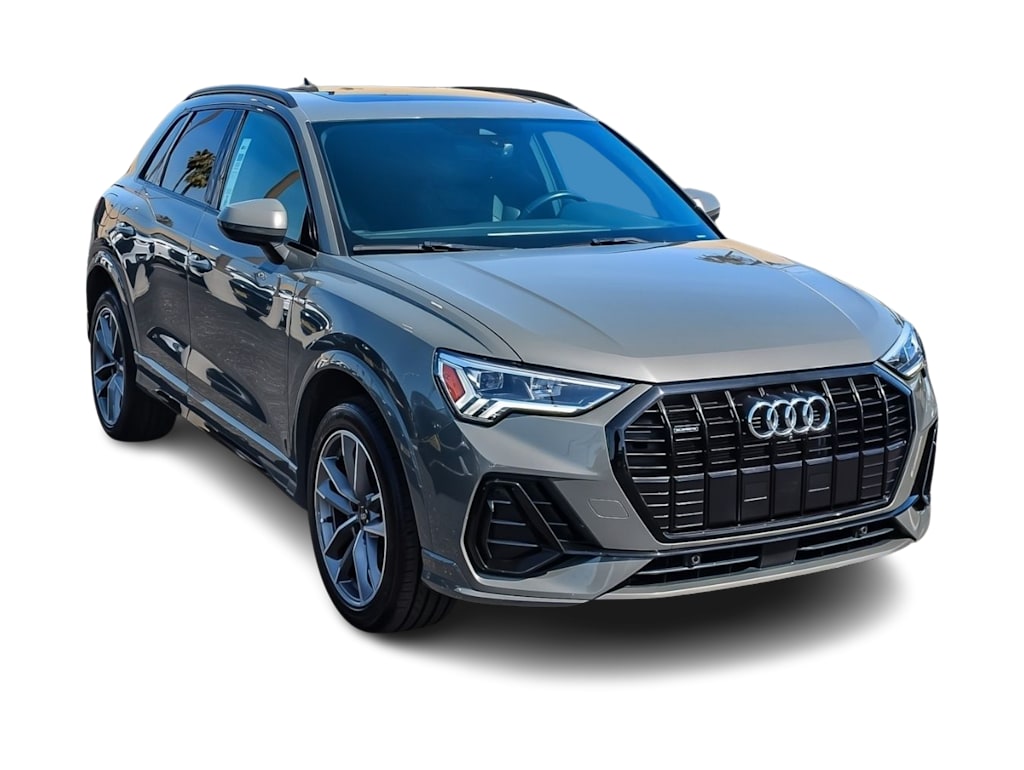 Thumbnail: 2022 Audi Q3 - 19