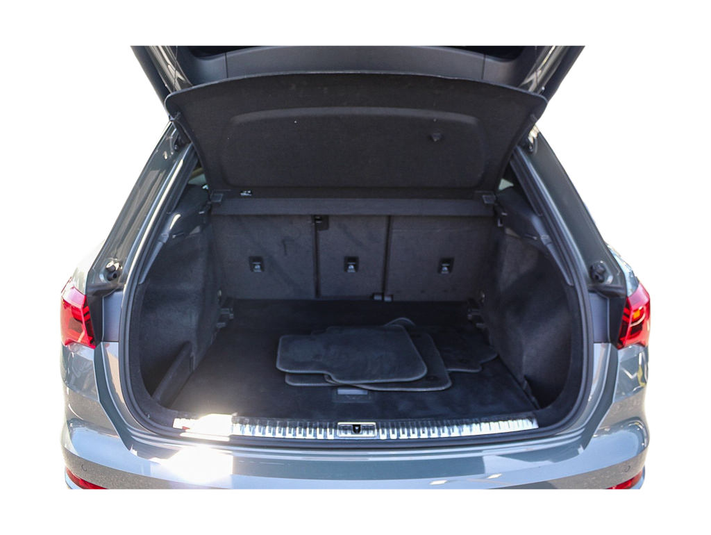 Thumbnail: 2022 Audi Q3 - 17