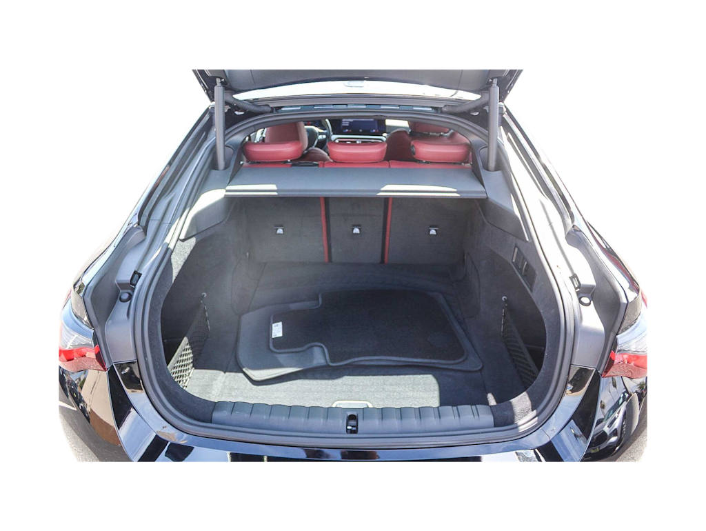 Thumbnail: 2023 BMW i4 - 17