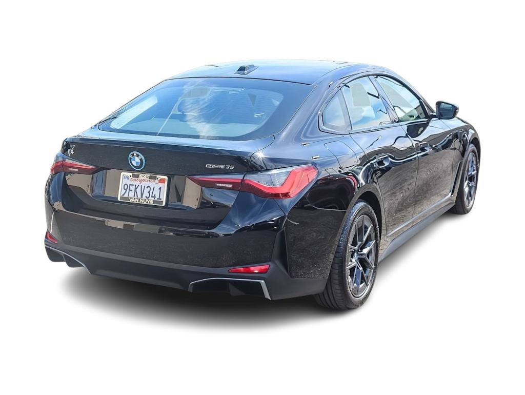 Thumbnail: 2023 BMW i4 - 18