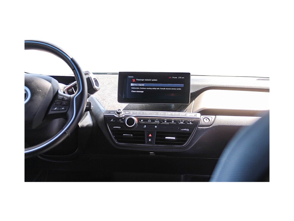 Thumbnail: 2019 BMW i3 - 22