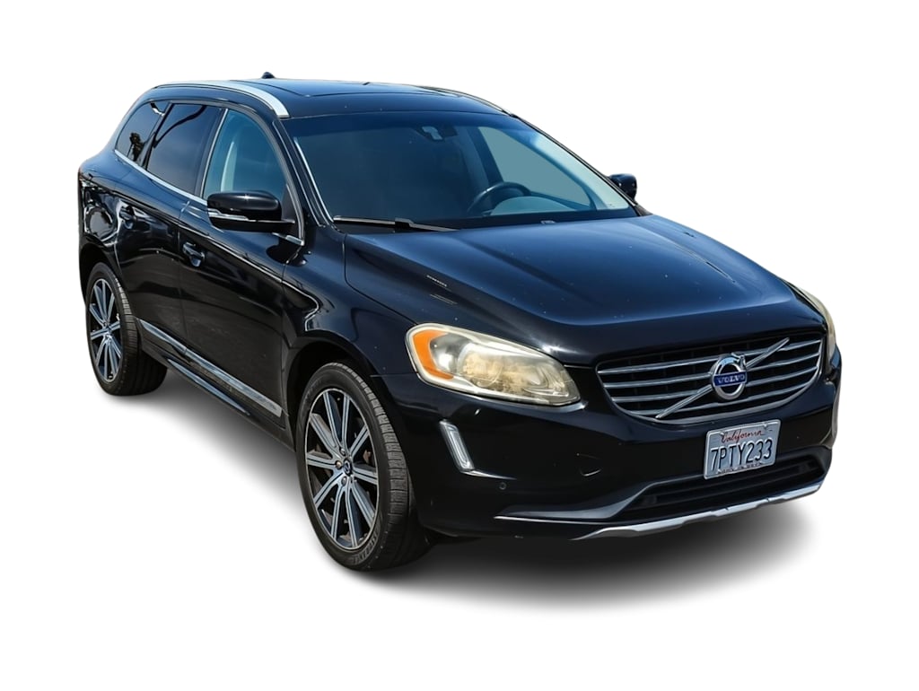 Thumbnail: 2016 Volvo XC60 - 16