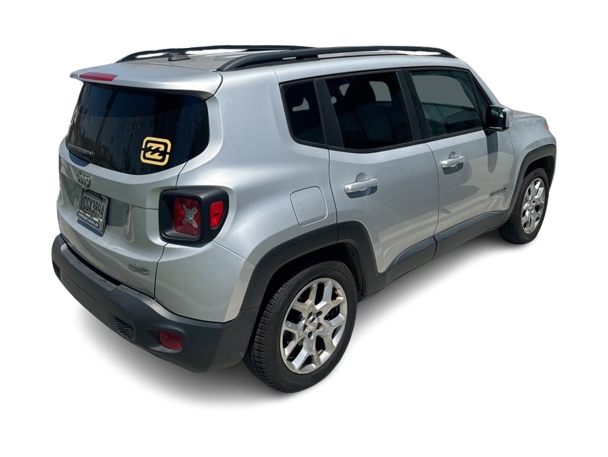 Thumbnail: 2017 Jeep Renegade - 16