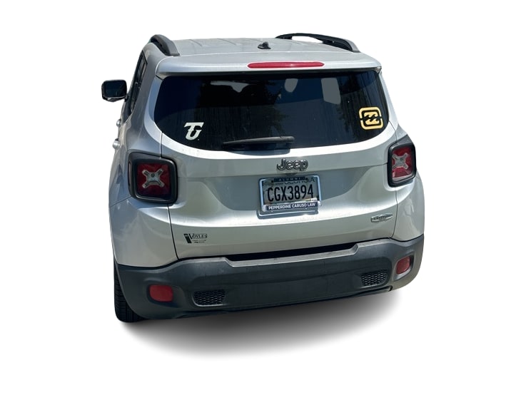 Thumbnail: 2017 Jeep Renegade - 3