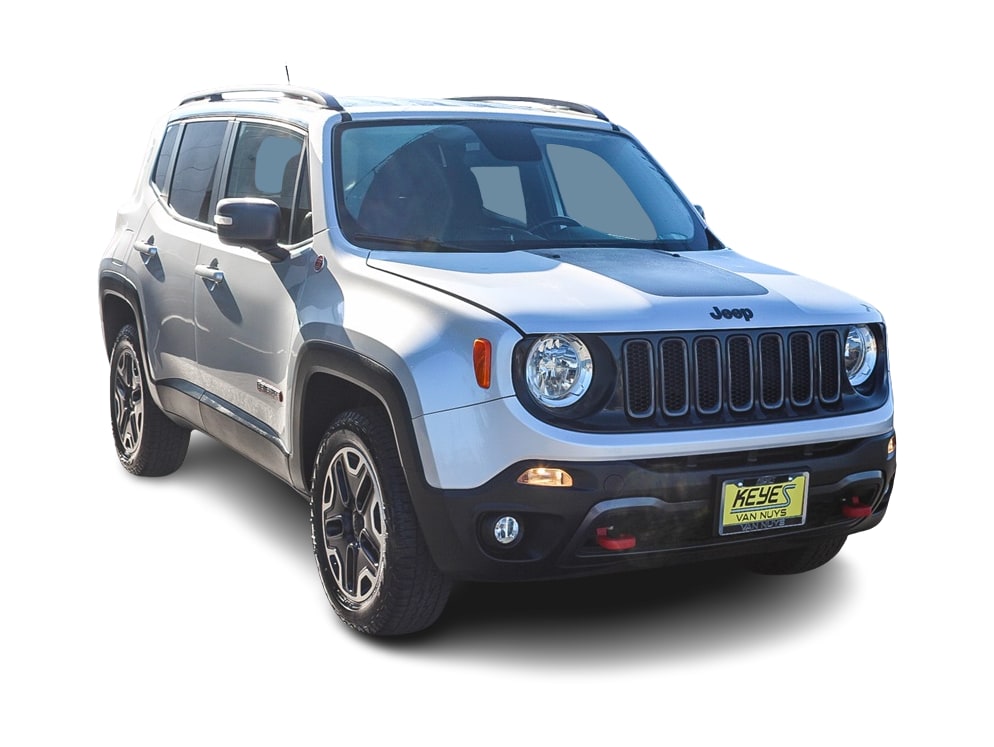 Thumbnail: 2015 Jeep Renegade - 19