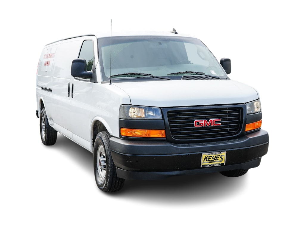 2023 GMC Savana 2500 5