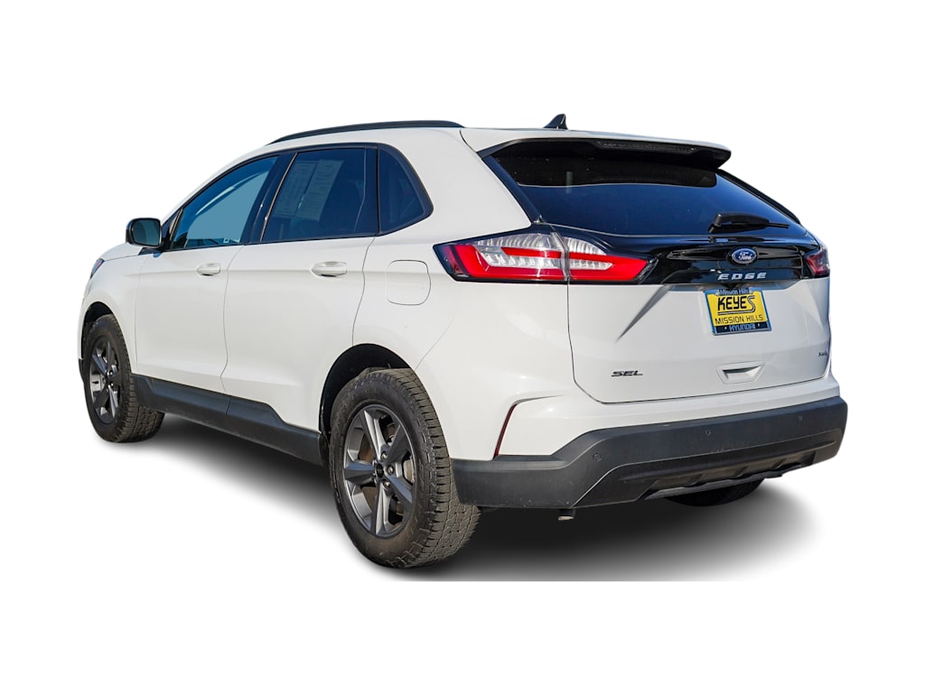 Thumbnail: 2023 Ford Edge - 3