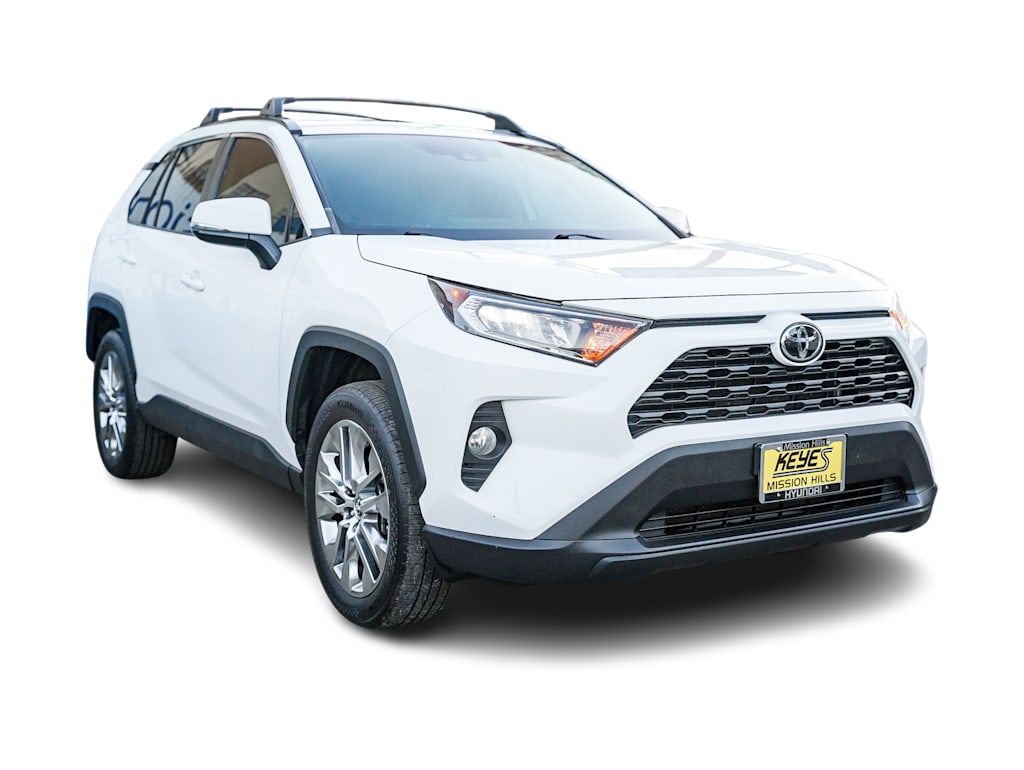 Thumbnail: 2020 Toyota RAV4 - 18
