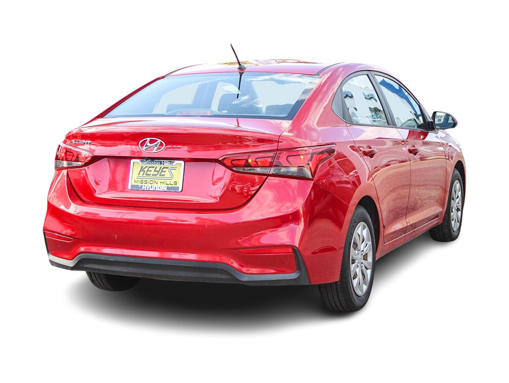 2018 Hyundai Accent SE 17