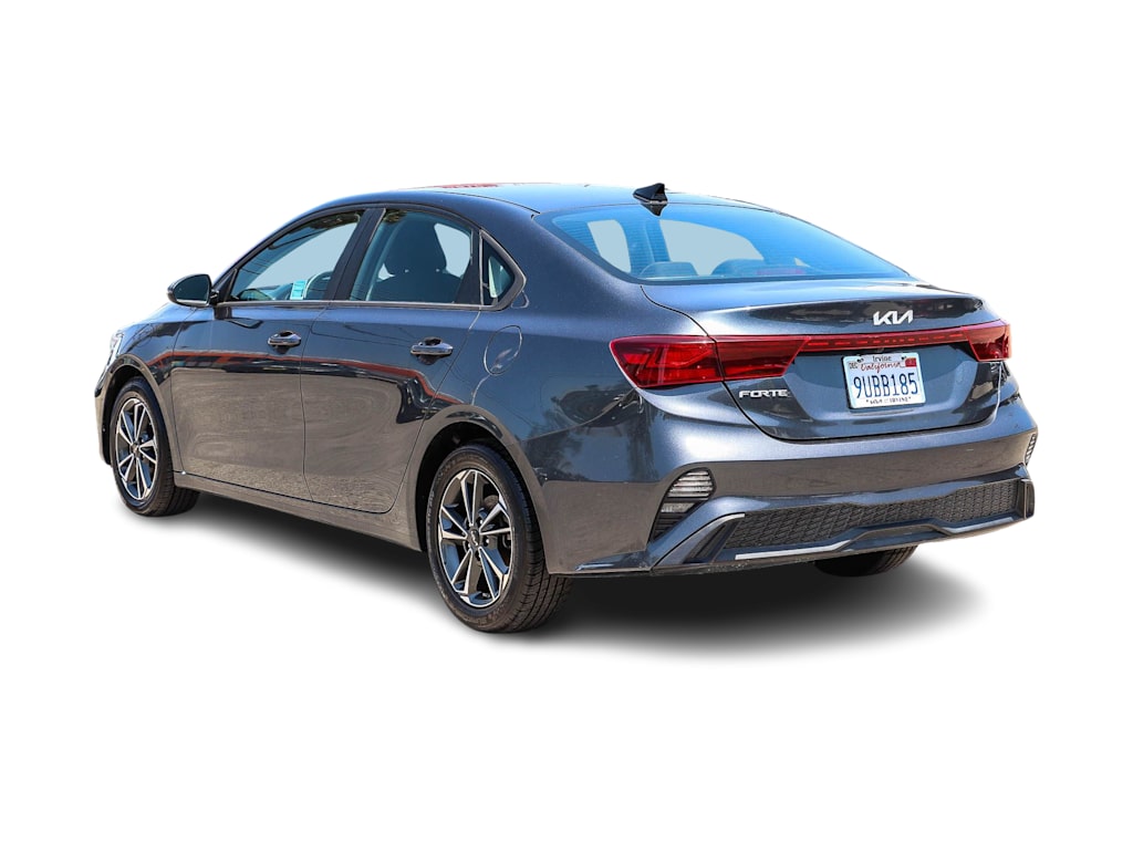 Thumbnail: 2023 Kia Forte - 3