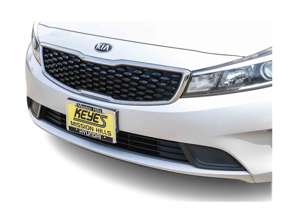 Thumbnail: 2017 Kia Forte - 21