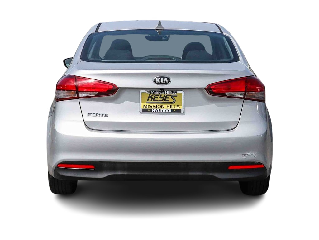 Thumbnail: 2017 Kia Forte - 4