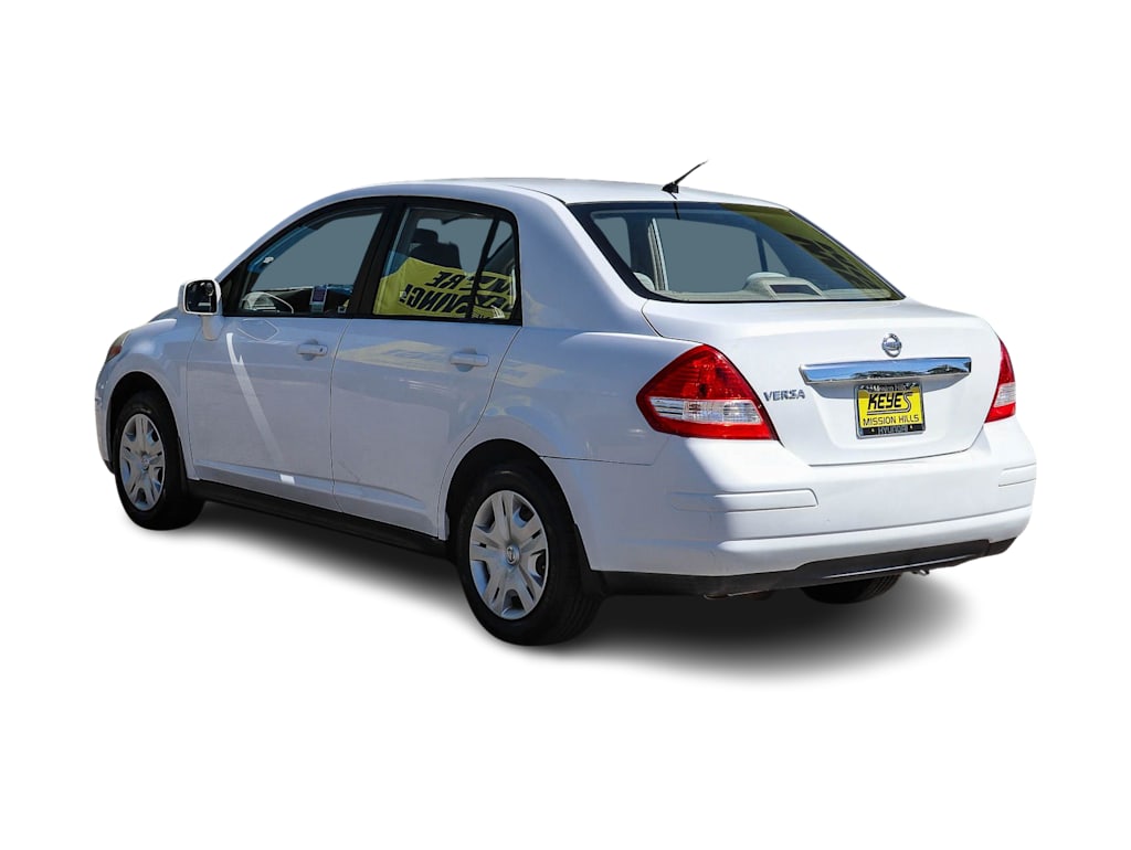 Thumbnail: 2010 Nissan Versa - 3