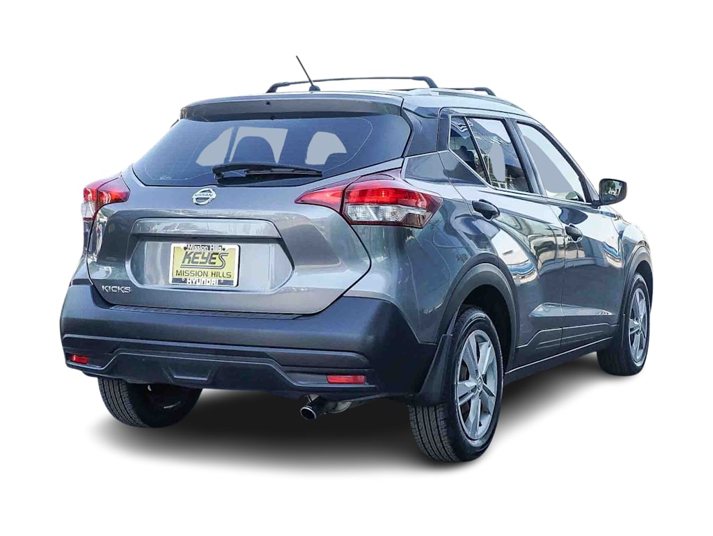 Thumbnail: 2018 Nissan Kicks - 19
