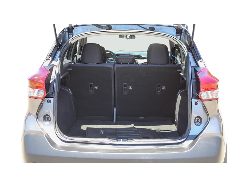 Thumbnail: 2018 Nissan Kicks - 15