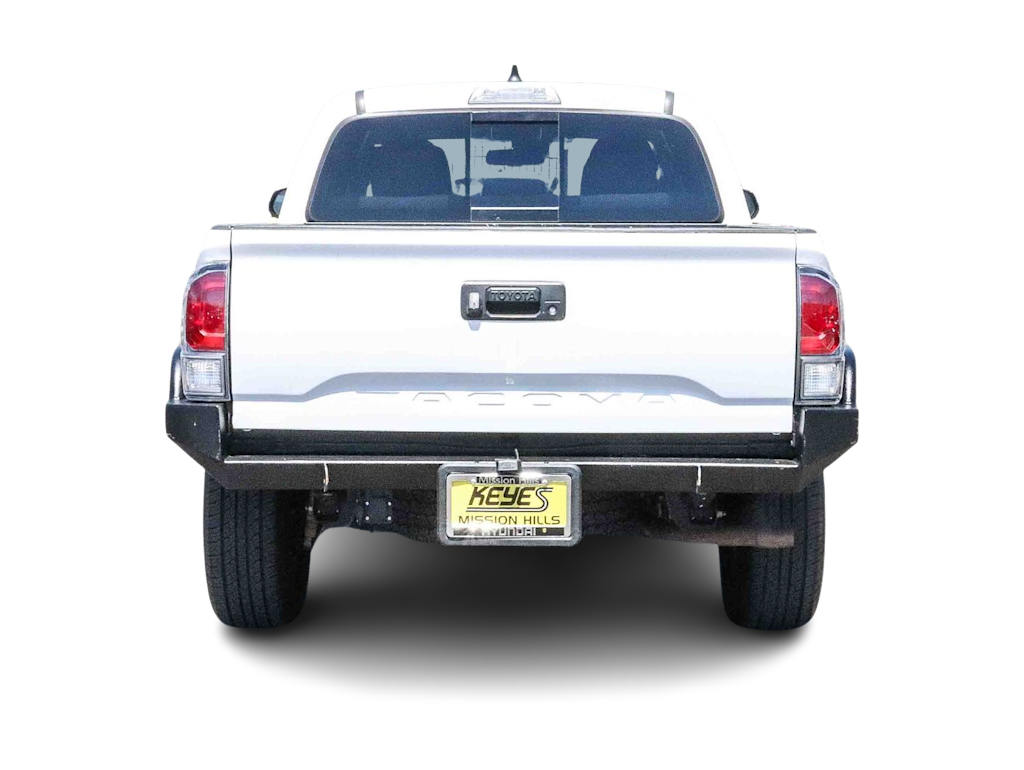 Thumbnail: 2022 Toyota Tacoma - 4