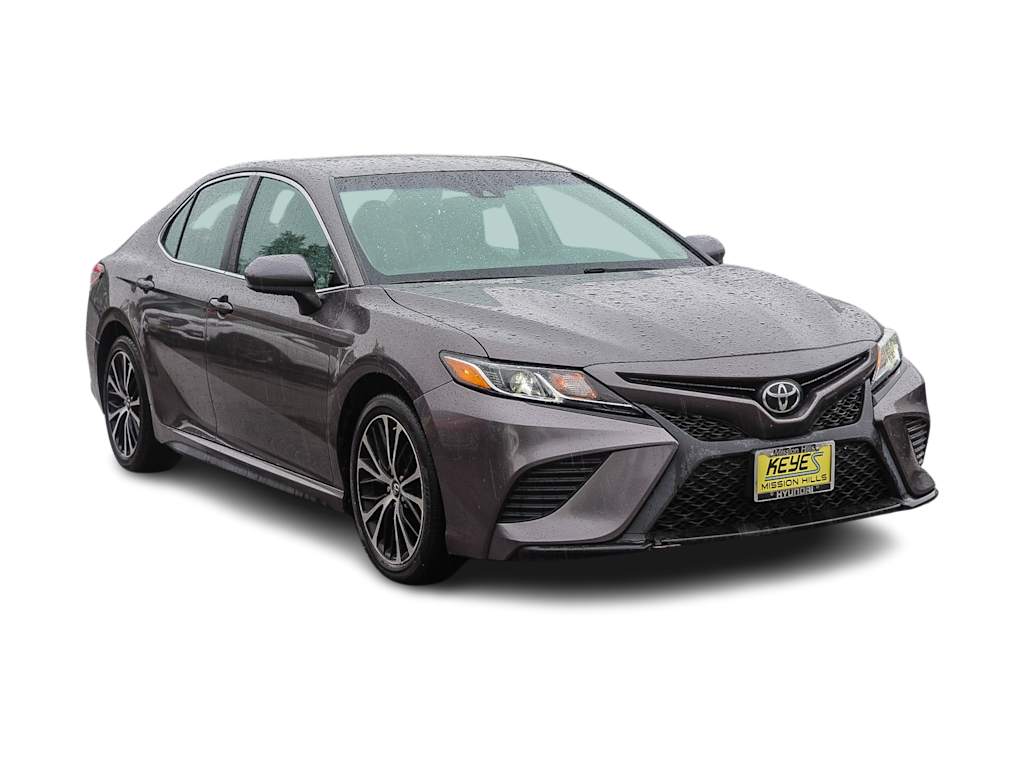 2018 Toyota Camry SE 15