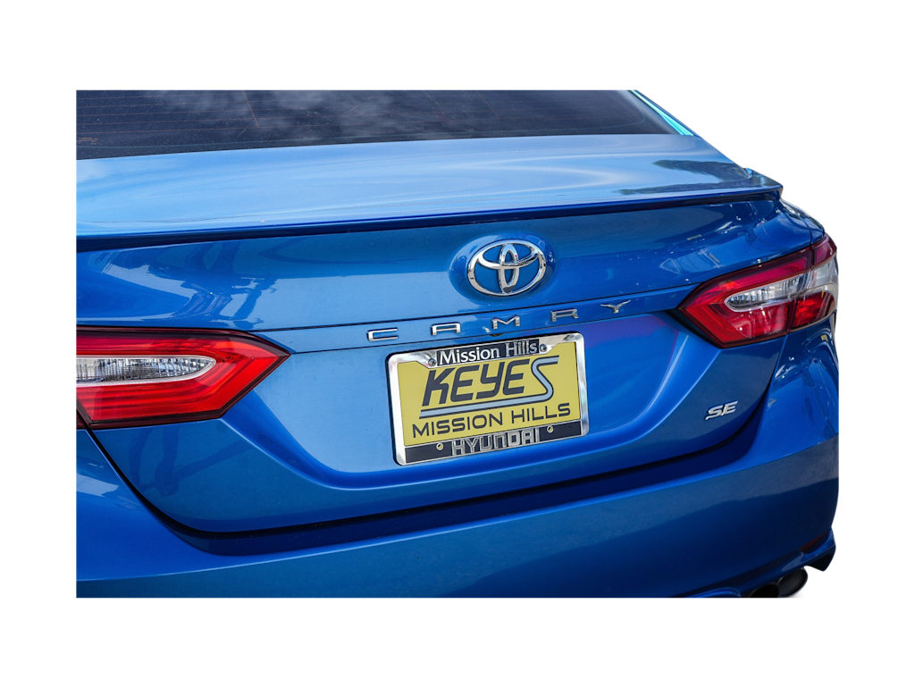 2019 Toyota Camry XLE 23