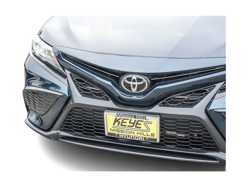 2021 Toyota Camry SE 20