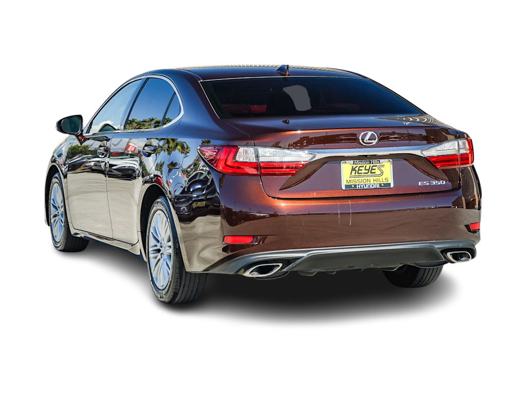 Thumbnail: 2016 Lexus ES - 3