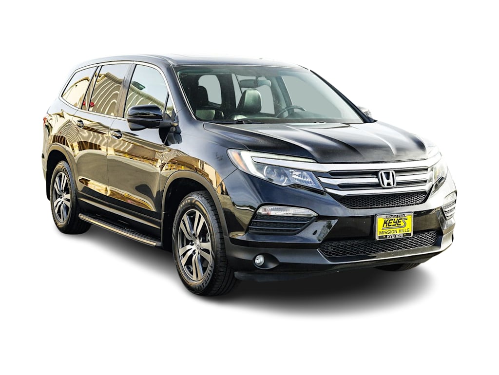 Thumbnail: 2017 Honda Pilot - 19