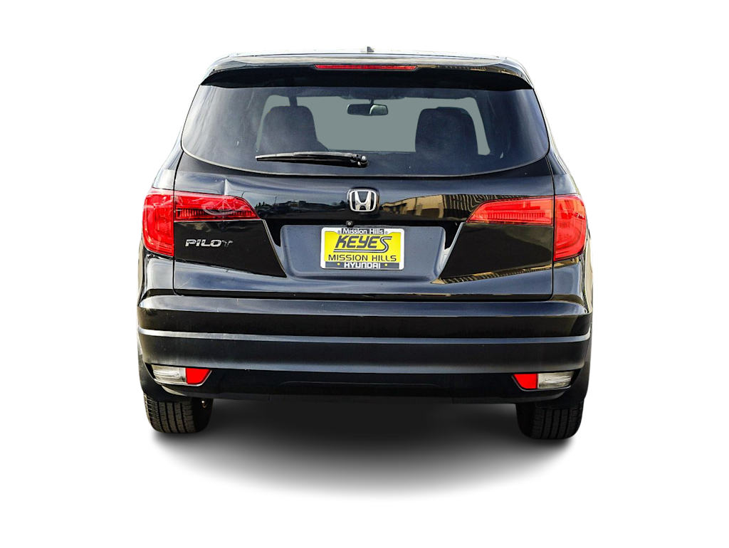 Thumbnail: 2017 Honda Pilot - 4