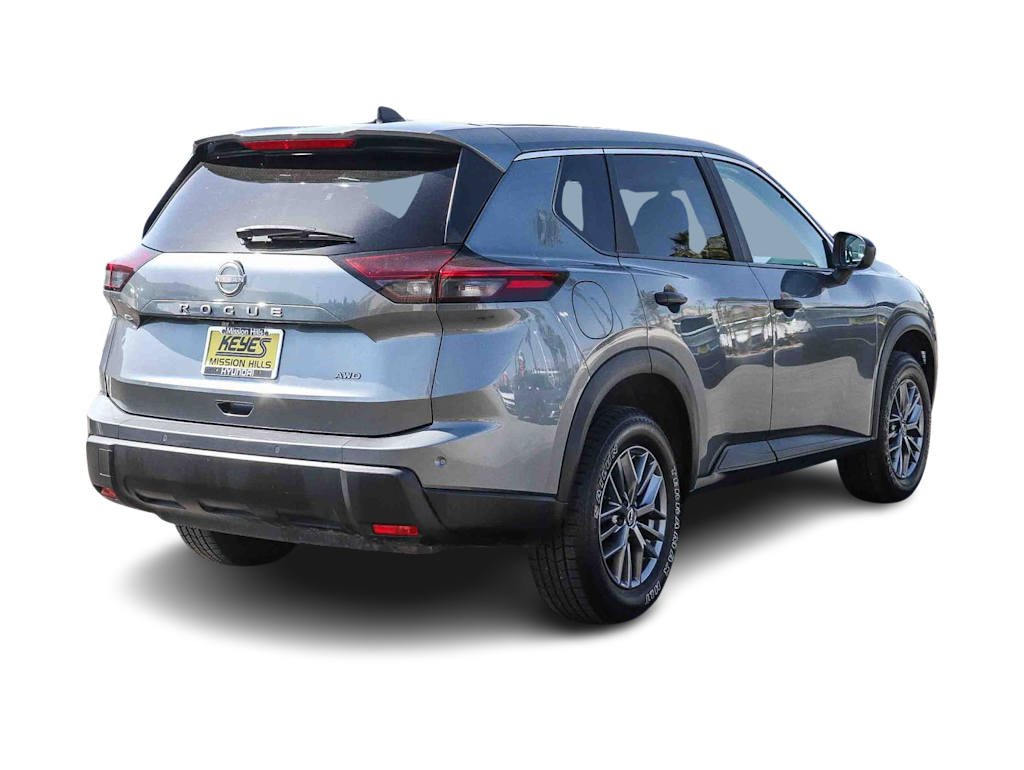 Thumbnail: 2024 Nissan Rogue - 15