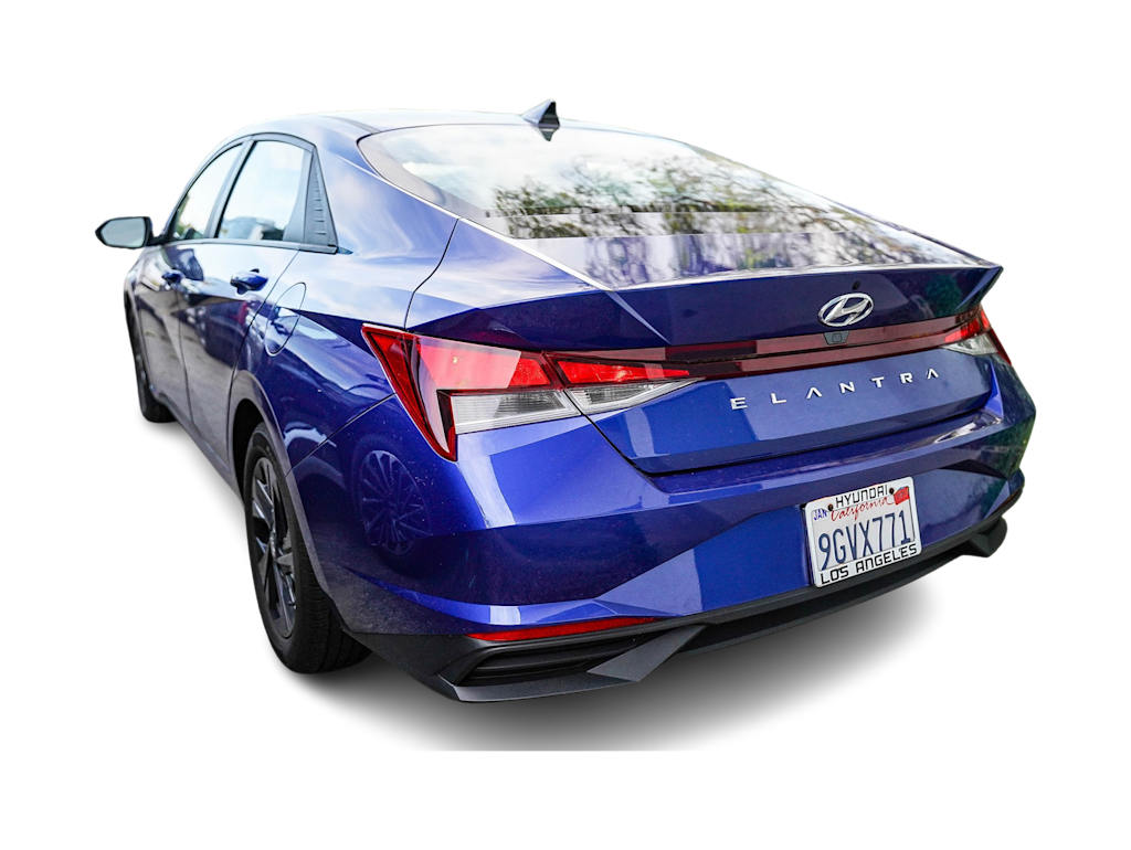 Thumbnail: 2023 Hyundai Elantra - 3
