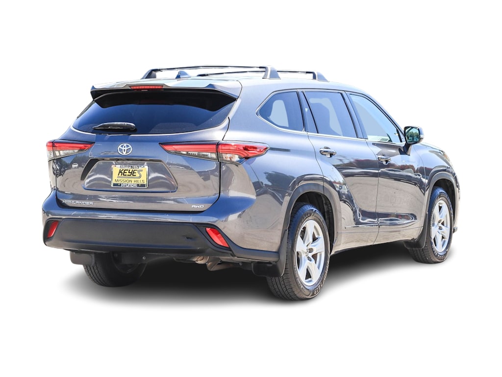 Thumbnail: 2021 Toyota Highlander - 18