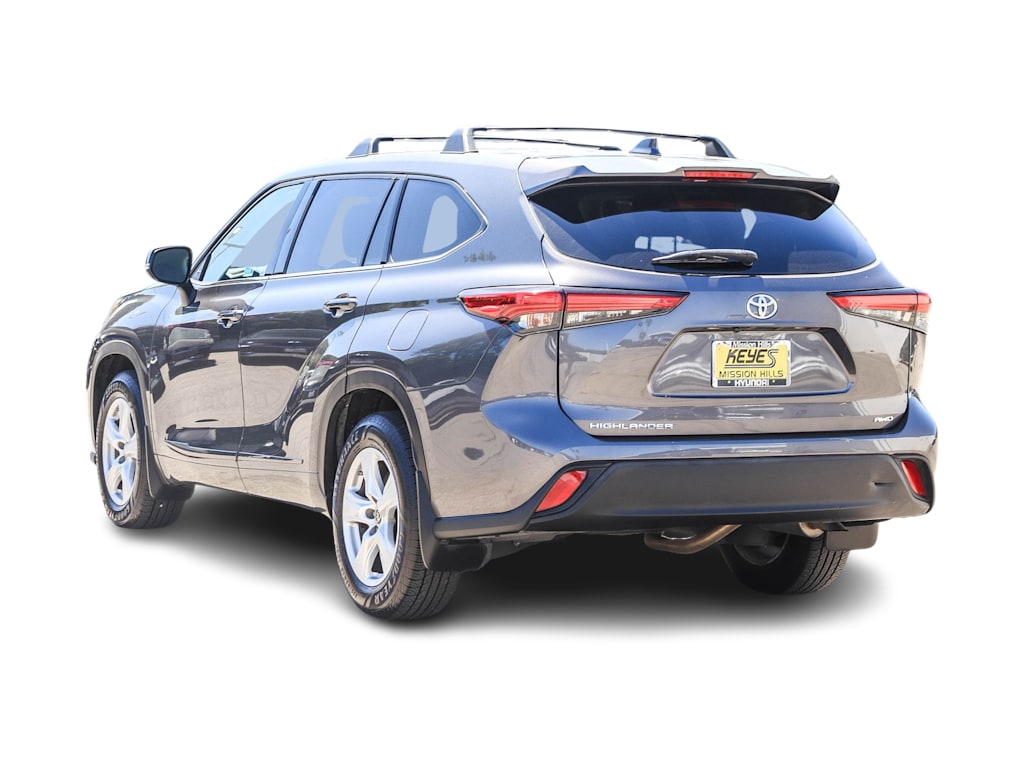 Thumbnail: 2021 Toyota Highlander - 3