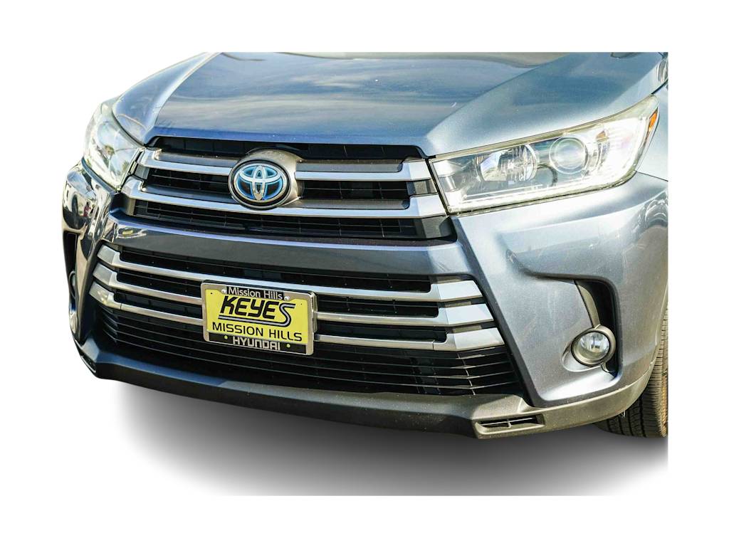 Thumbnail: 2017 Toyota Highlander - 19