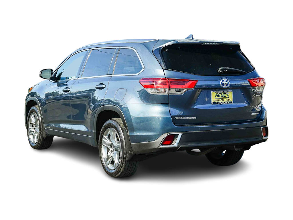 Thumbnail: 2017 Toyota Highlander - 3