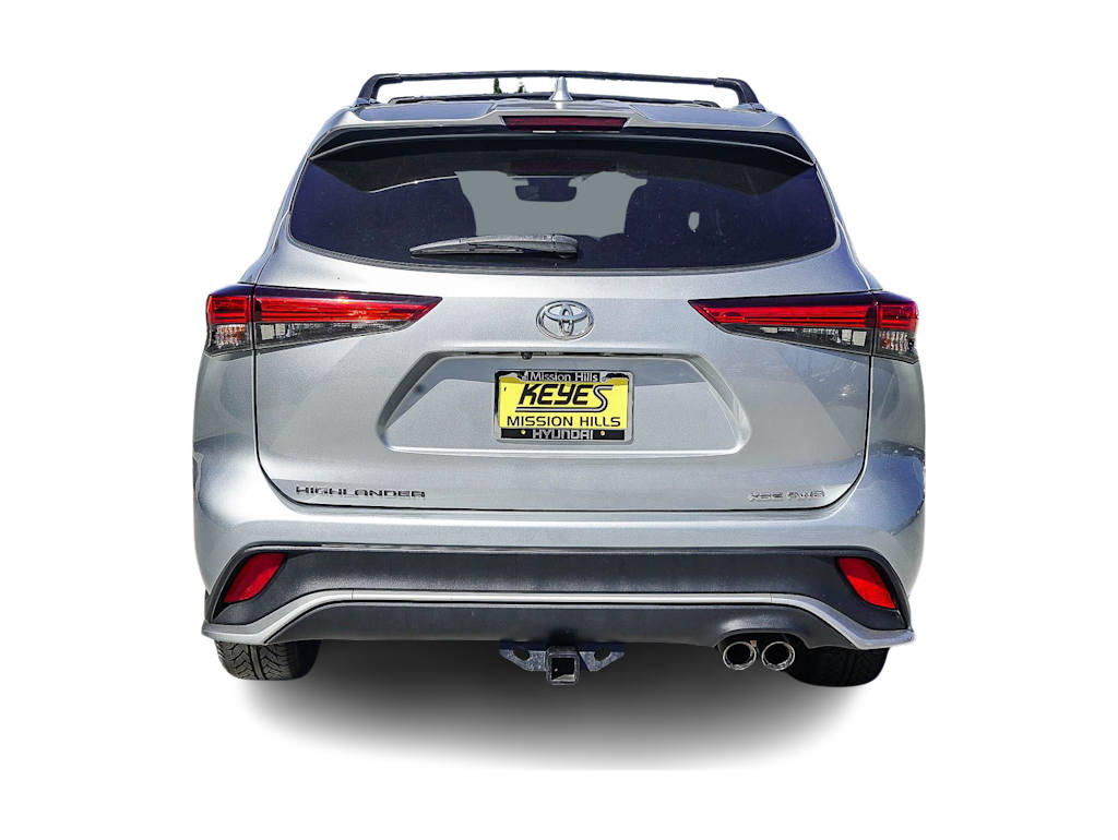 Thumbnail: 2021 Toyota Highlander - 4