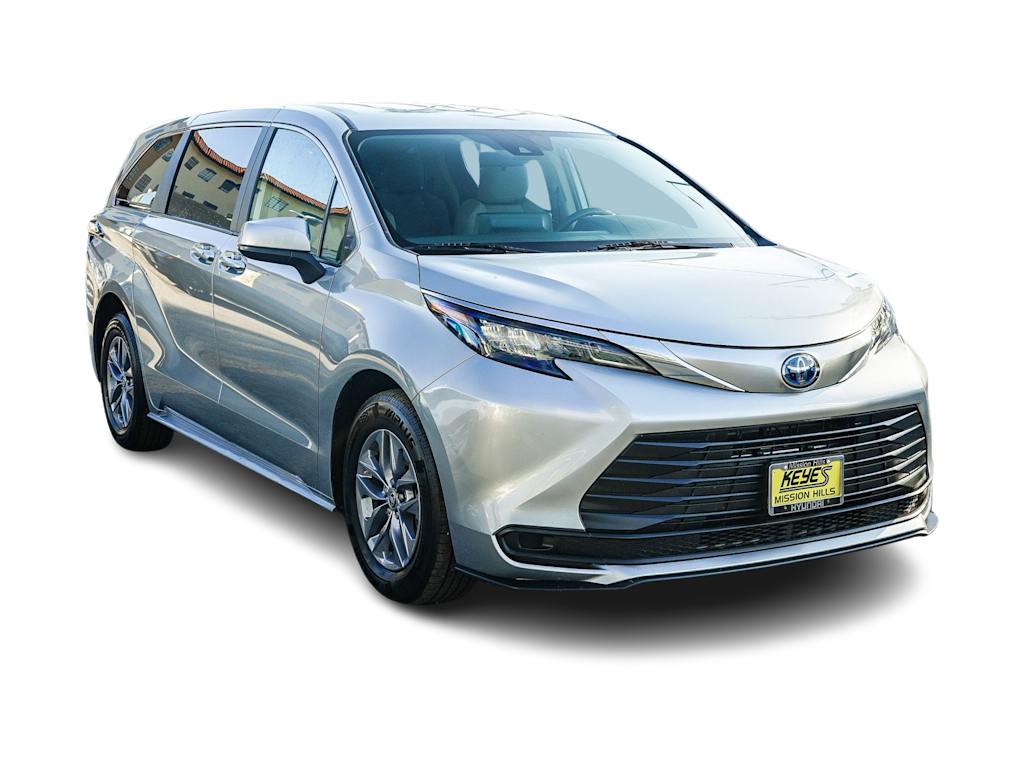 Thumbnail: 2024 Toyota Sienna - 19
