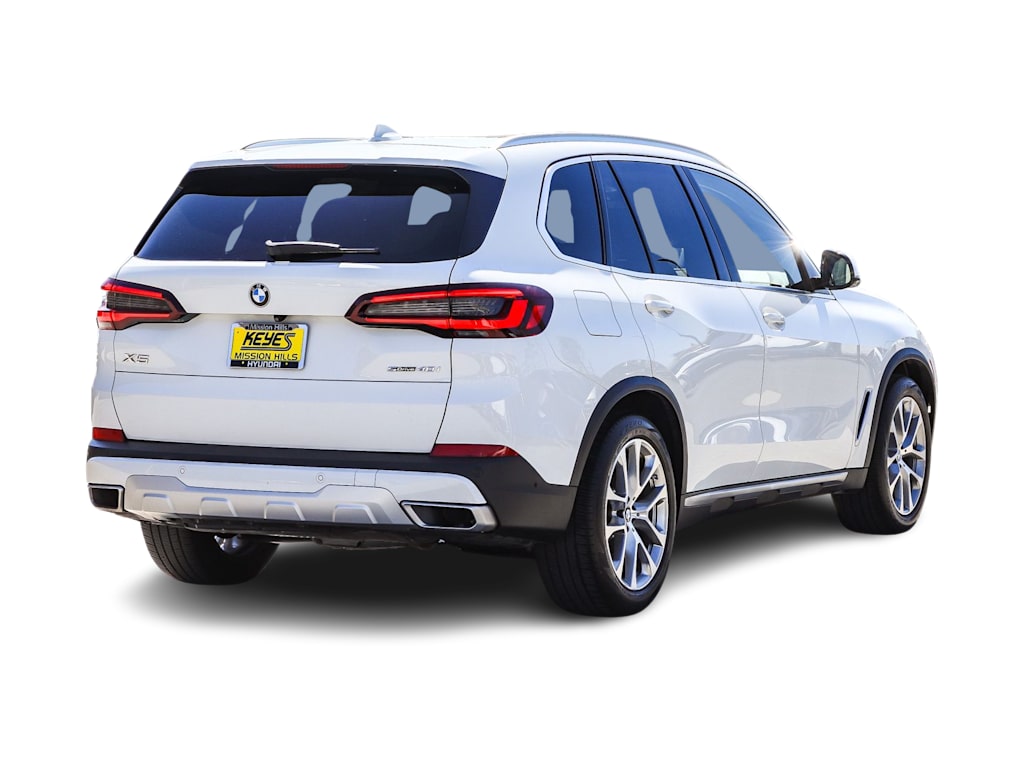 Thumbnail: 2021 BMW X5 - 16