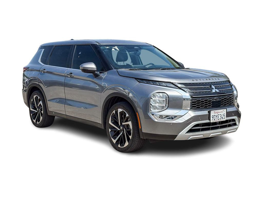 Thumbnail: 2022 Mitsubishi Outlander - 8