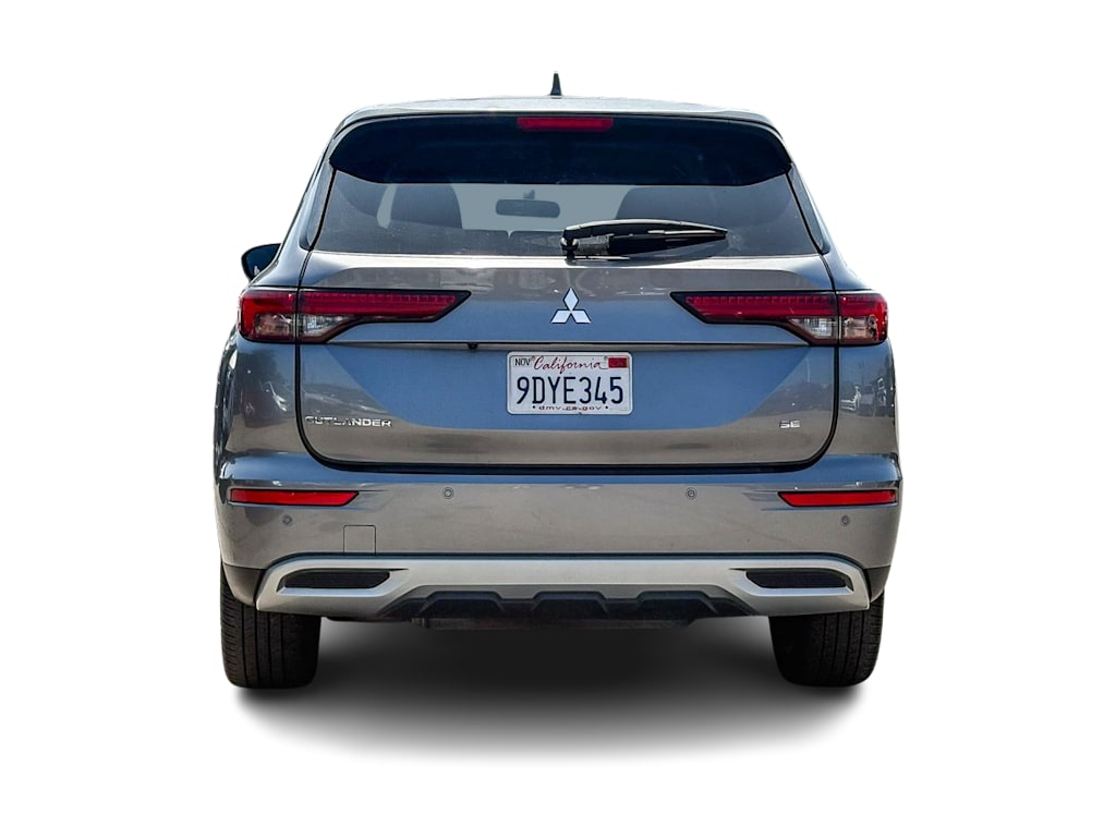 Thumbnail: 2022 Mitsubishi Outlander - 3