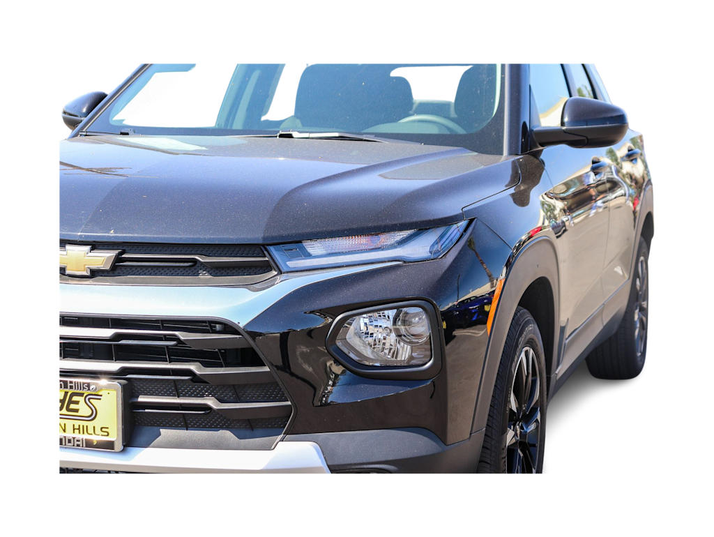 Thumbnail: 2023 Chevrolet TrailBlazer - 18